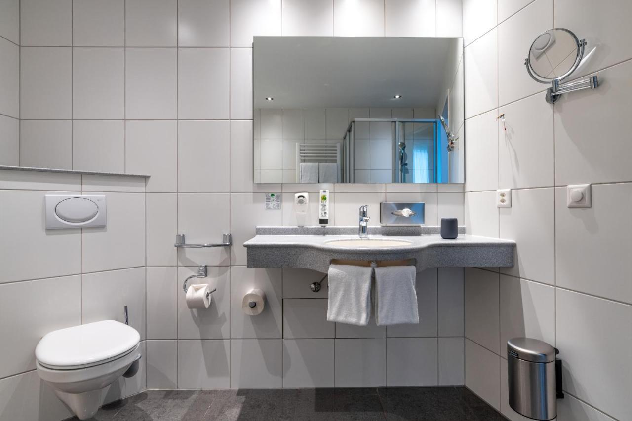 B-Smart Hotel Schoenenwerd Άαραου Εξωτερικό φωτογραφία